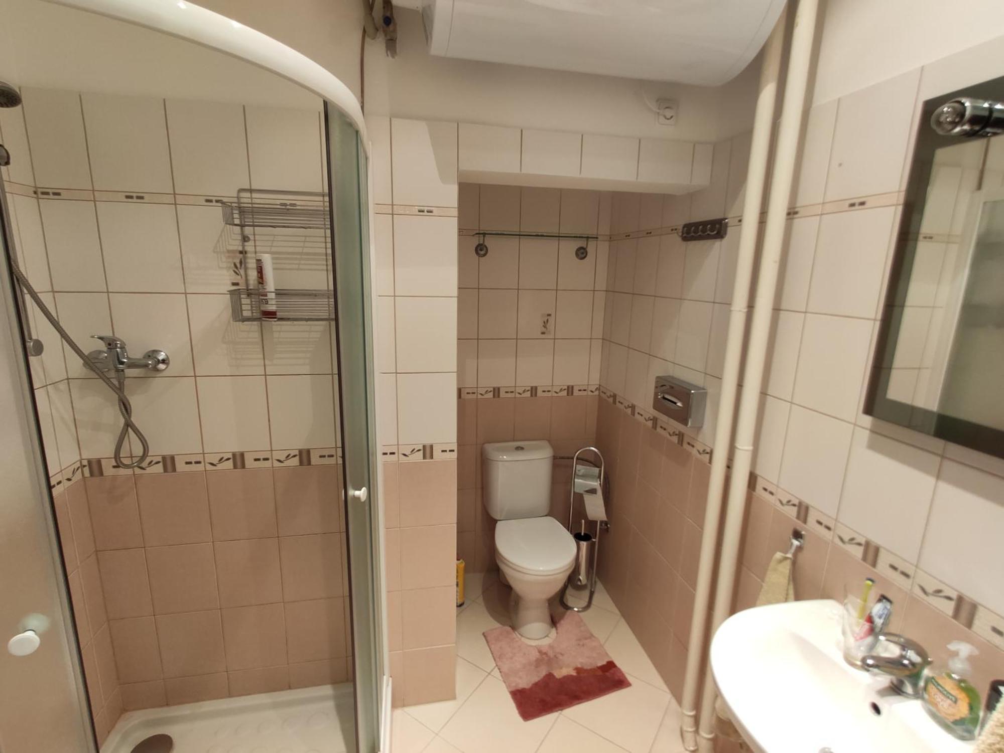 Apartman 63M2 S Balkonem V Lazenskem Centru Карлові Вари Екстер'єр фото